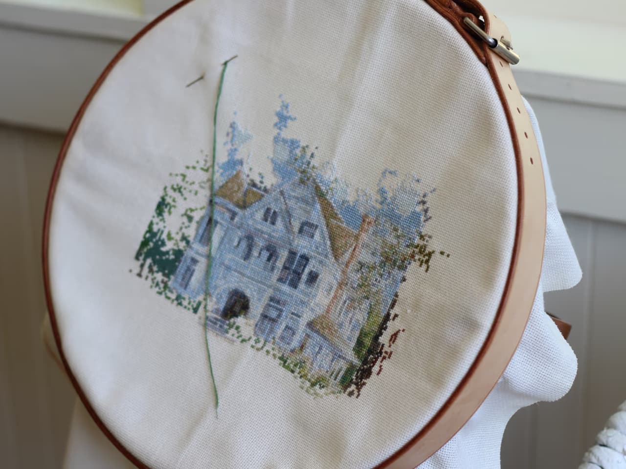 encolure brodee grand boubou — Ardenwood and Patterson House, Fremont (2015-07-25 14.34.28 by Emily Ramos)