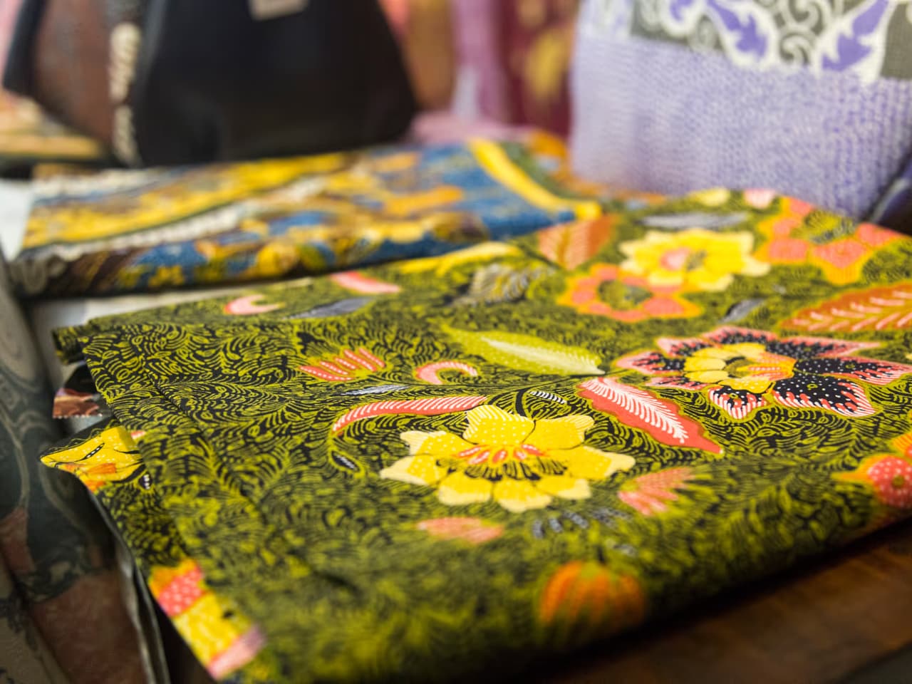 indigo noue cercles — Batik Trusmi Cirebon (18)
