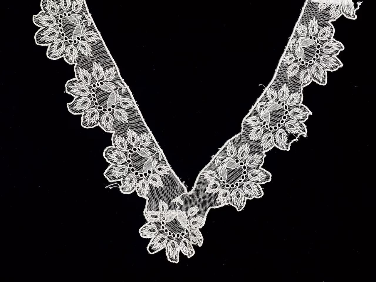 monogramme main — Border (ST35B) - Embroidery-Embroidered Tulle - MoMu Antwerp